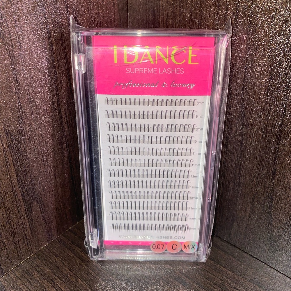 TDance Lash Extension Premade Spikes